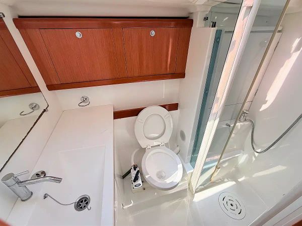 Beneteau Oceanis 46 | Juliette