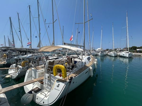 Beneteau Oceanis 43 | Magnolia