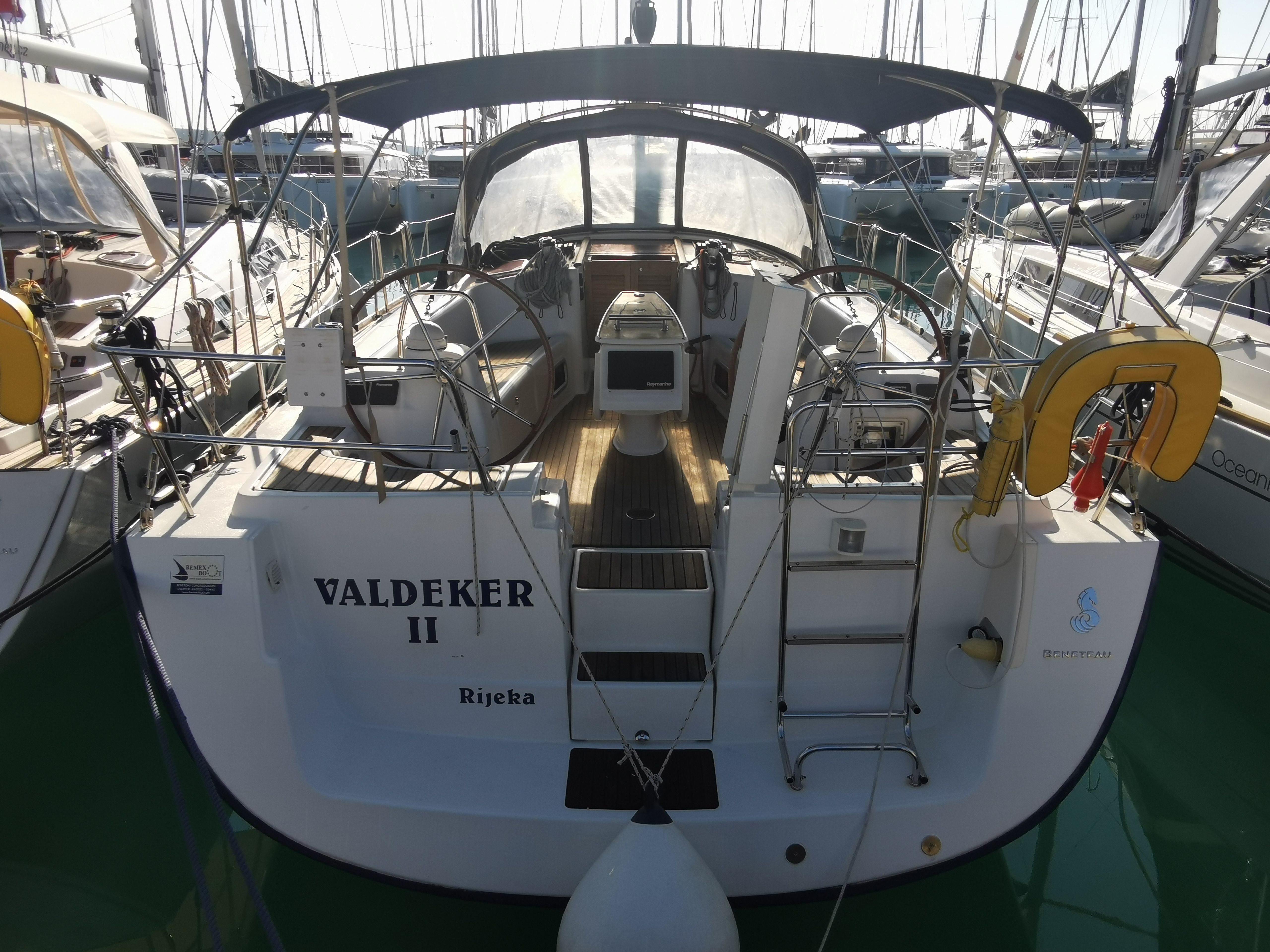 Beneteau Oceanis 43 | Valdeker 2