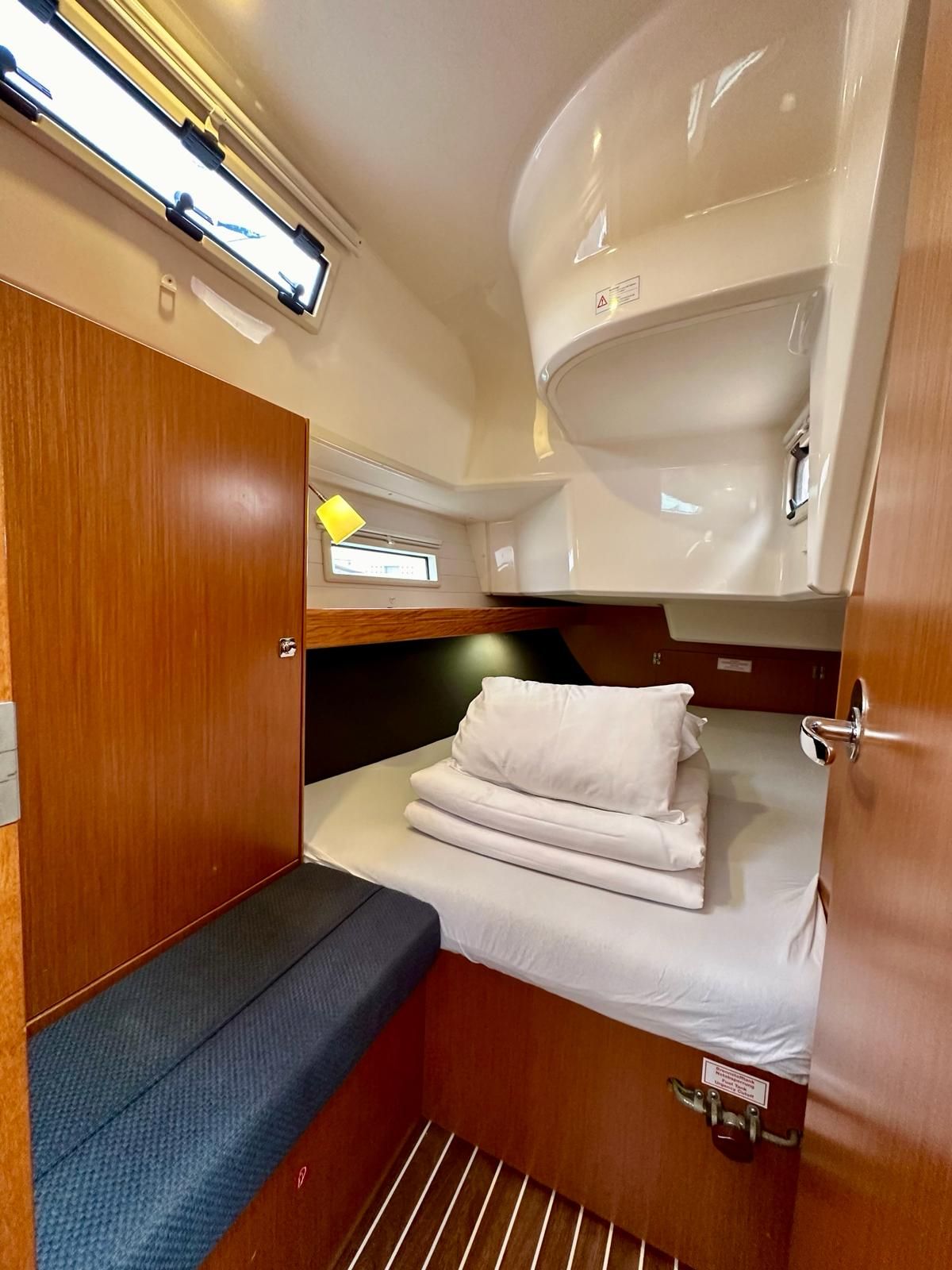 Bavaria Cruiser 37 | Maestral