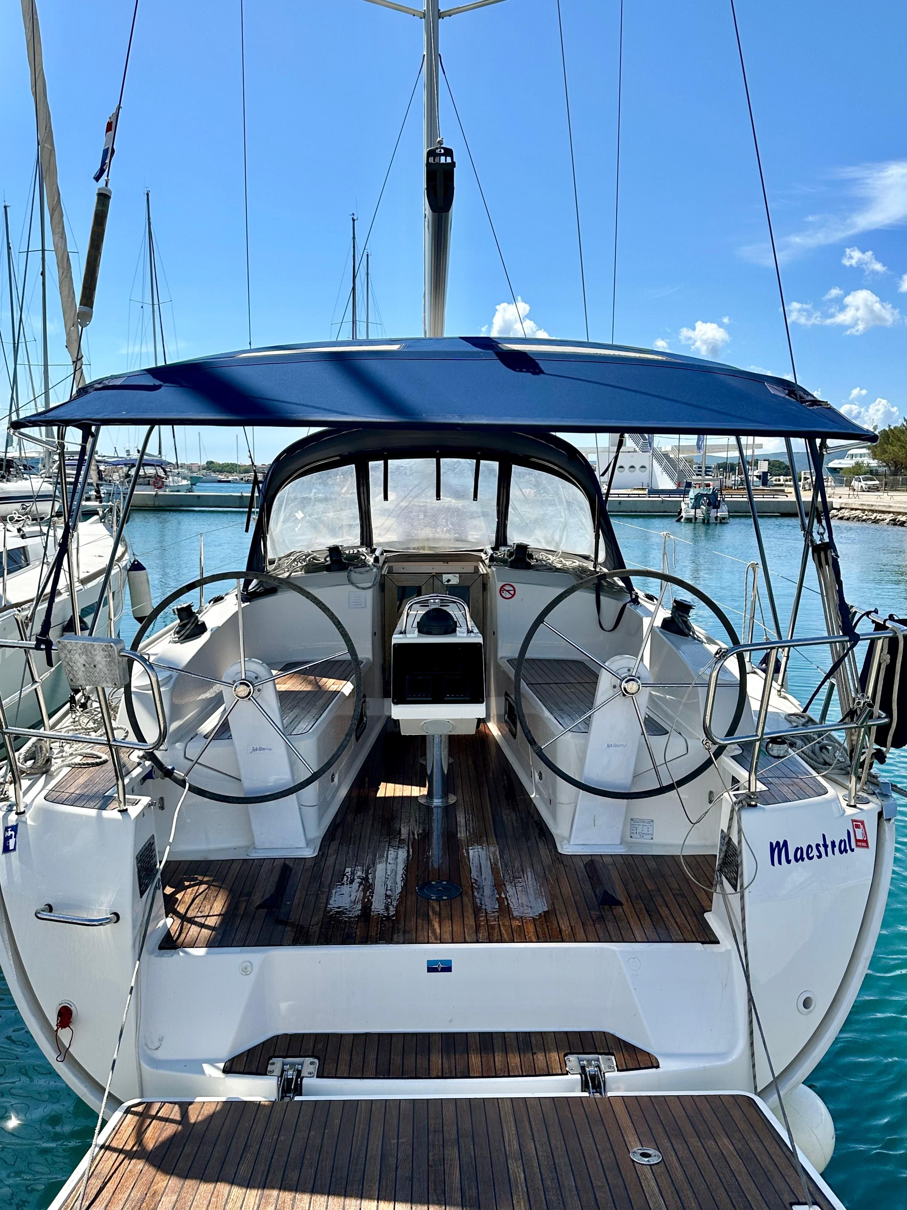 Bavaria Cruiser 37 | Maestral