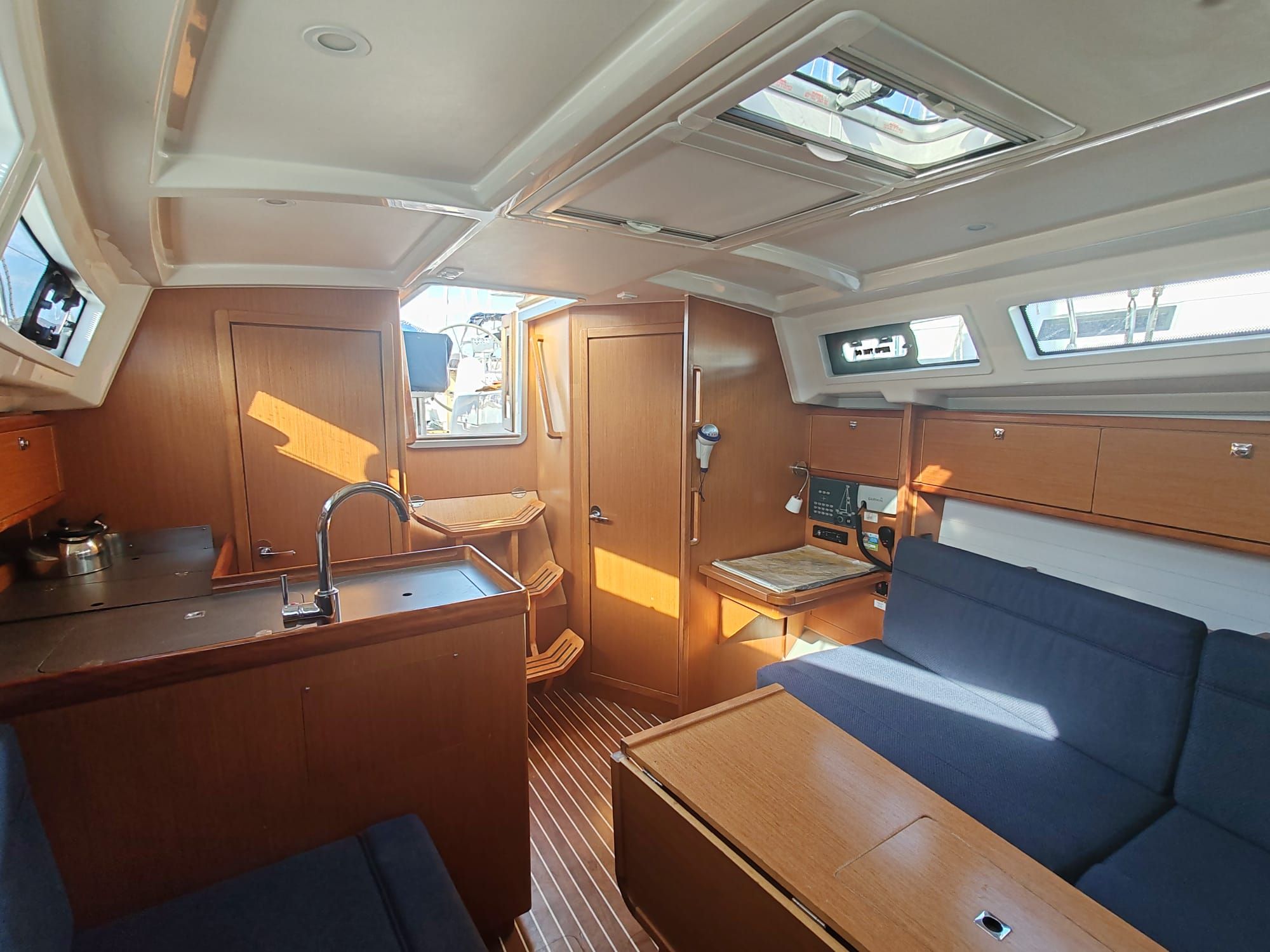 Bavaria Cruiser 34 | Tintilinic