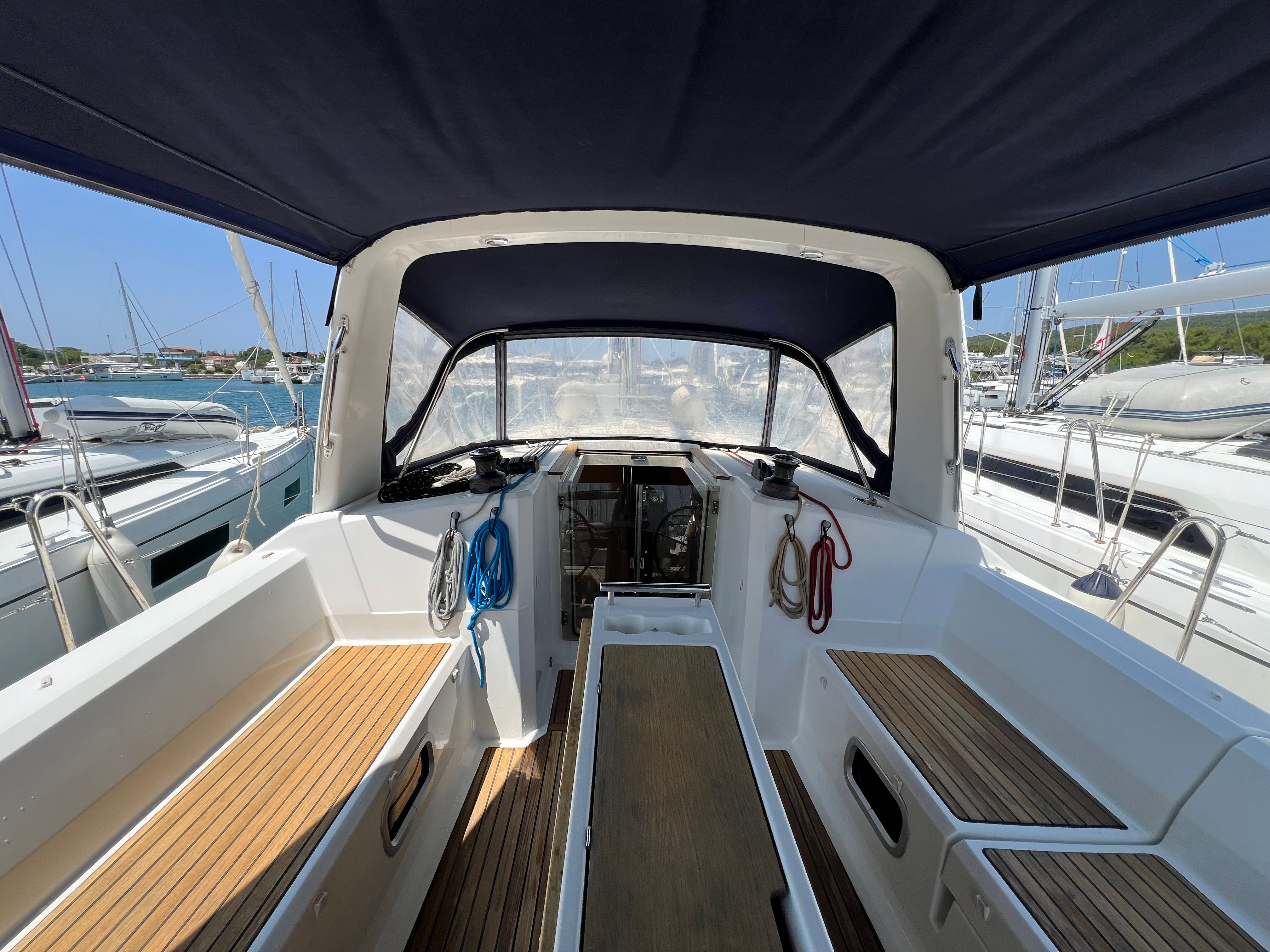 Beneteau Oceanis 38 | Felina