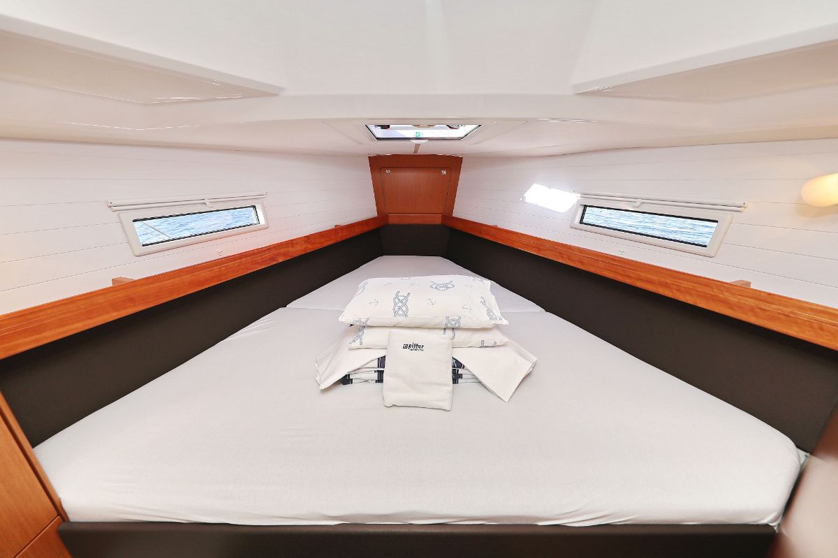 Bavaria Cruiser 41 | Aquarius
