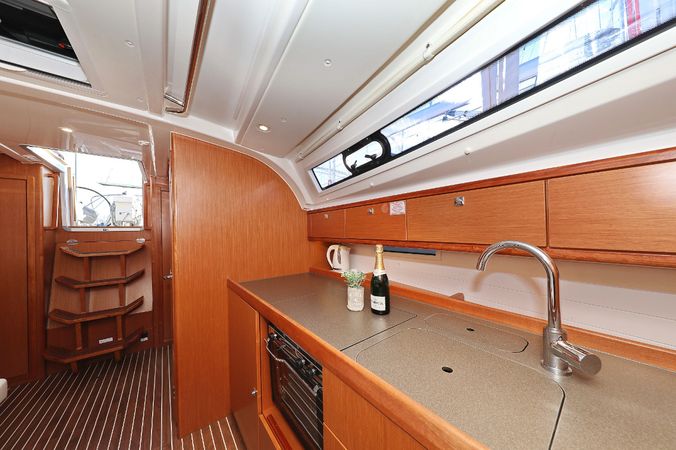 Bavaria Cruiser 41 | Aquarius