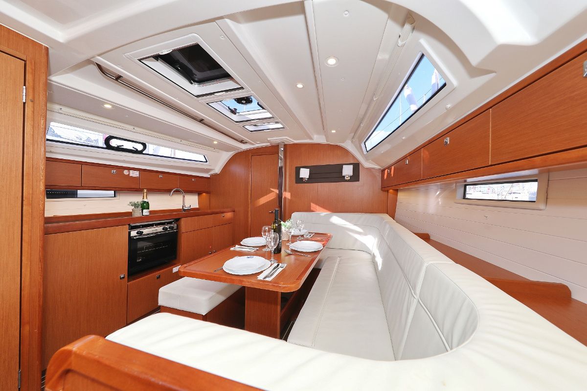 Bavaria Cruiser 41 | Aquarius