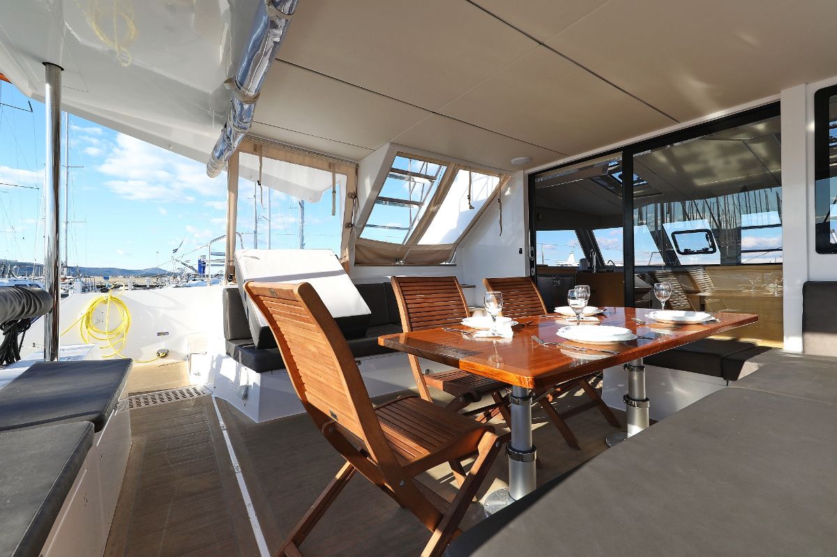 Nautitech 46 Fly | Alphabeta