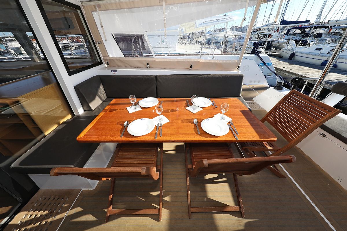 Nautitech 46 Fly | Alphabeta