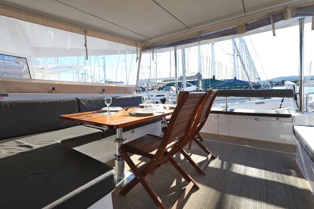 Nautitech 46 Fly | Alphabeta