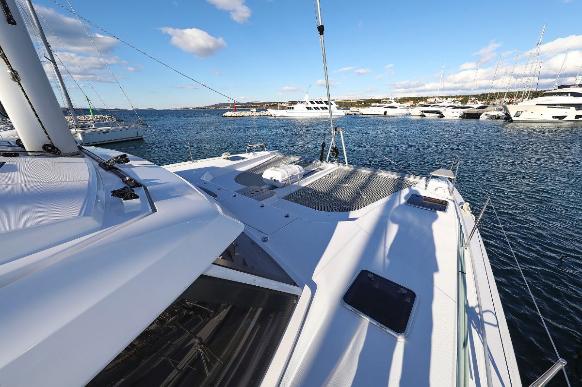 Nautitech 46 Fly | Alphabeta