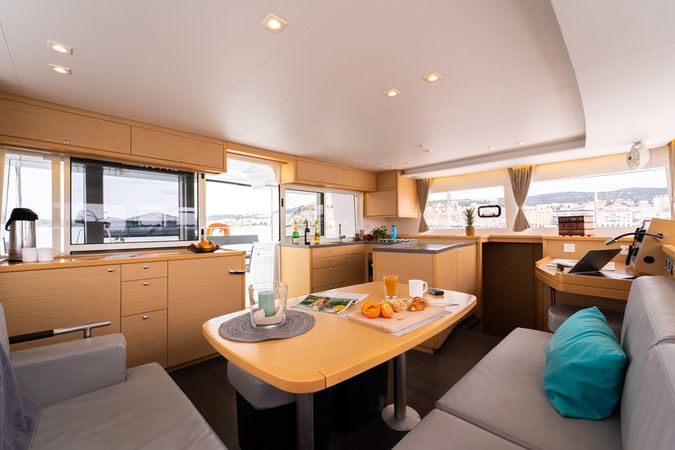 Lagoon 450 F | Julius Cesar 3