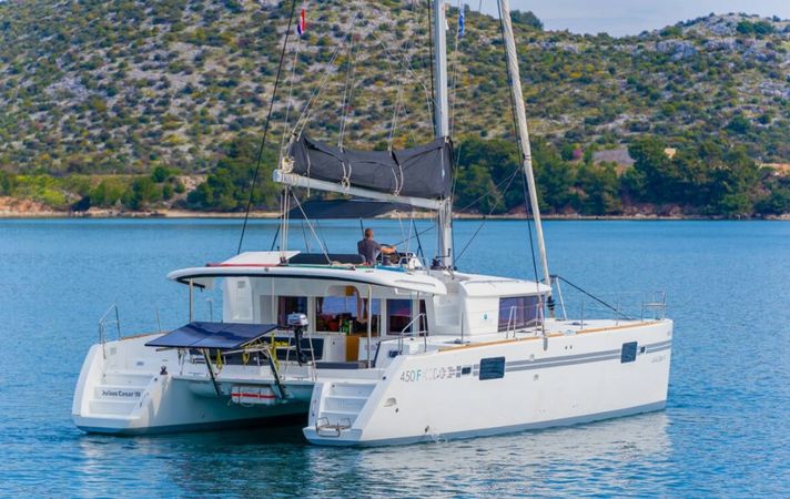 Lagoon 450 F | Julius Cesar 3