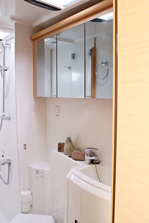 Lagoon 421 | Happiness