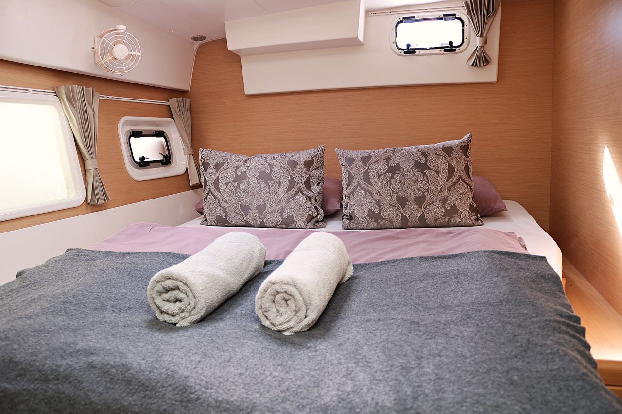 Lagoon 421 | Happiness