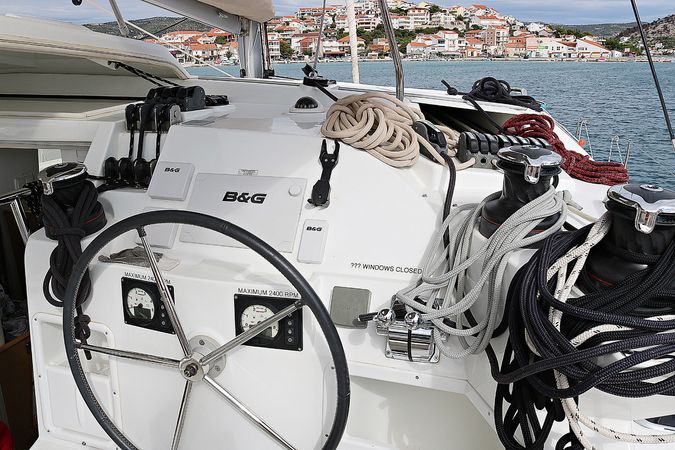 Lagoon 421 | Happiness