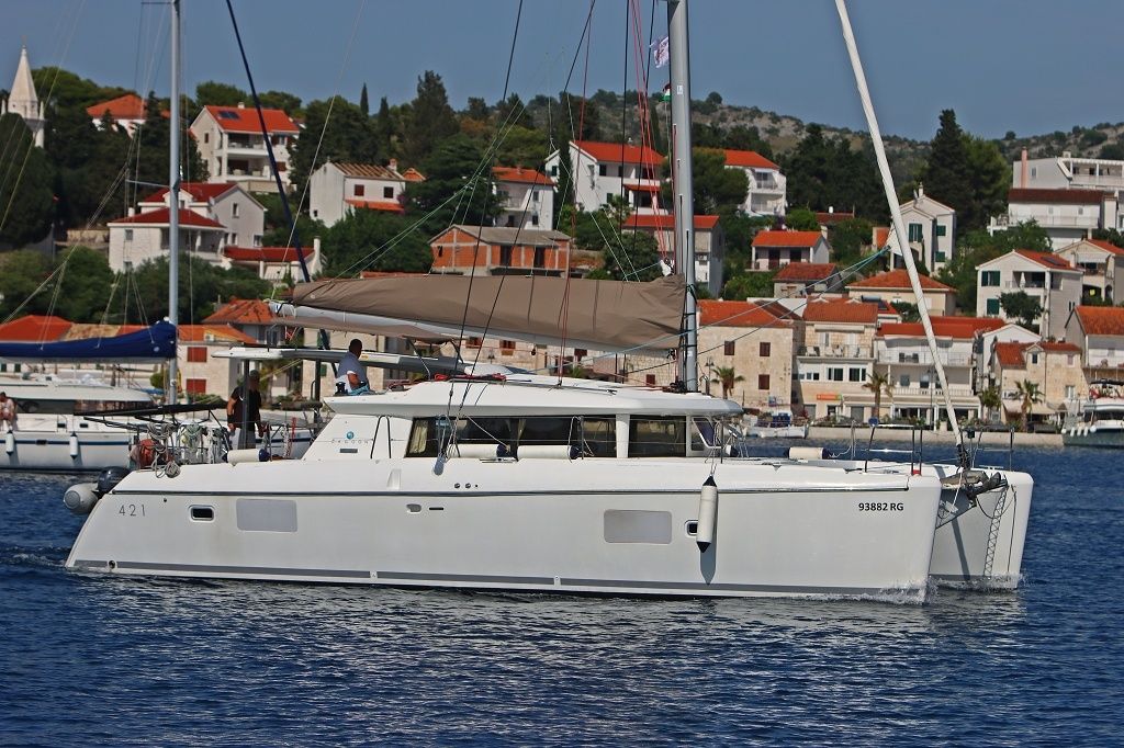 Lagoon 421 | Happiness