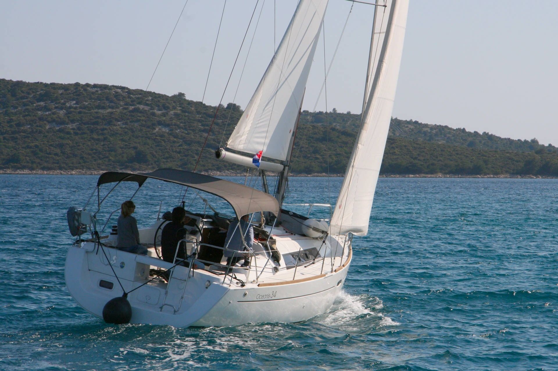 Beneteau Oceanis 34 | LL Skyhawk