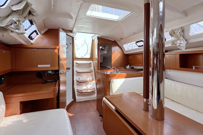 Beneteau Oceanis 34 | LL Skyhawk