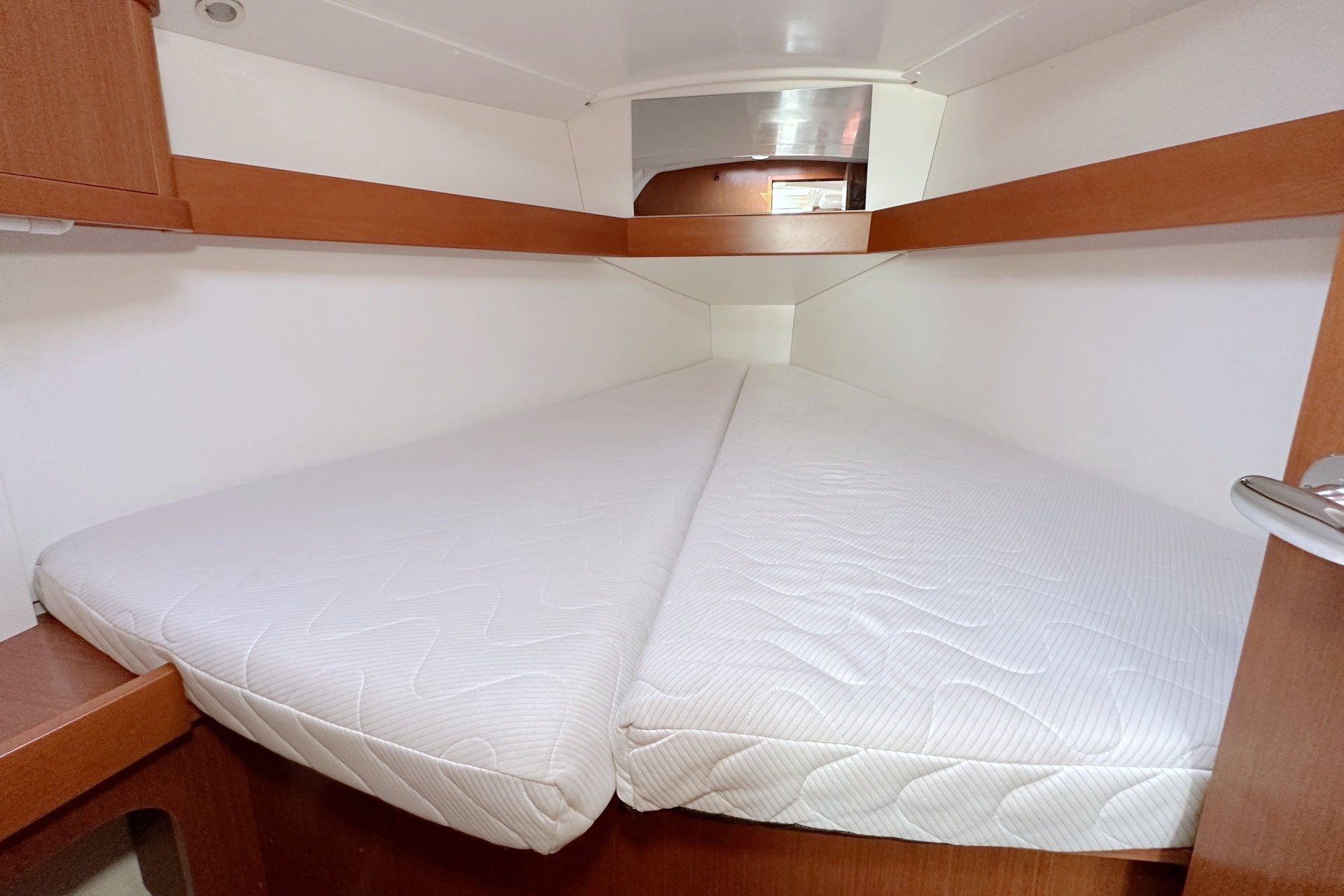 Beneteau Oceanis 34 | LL Skyhawk