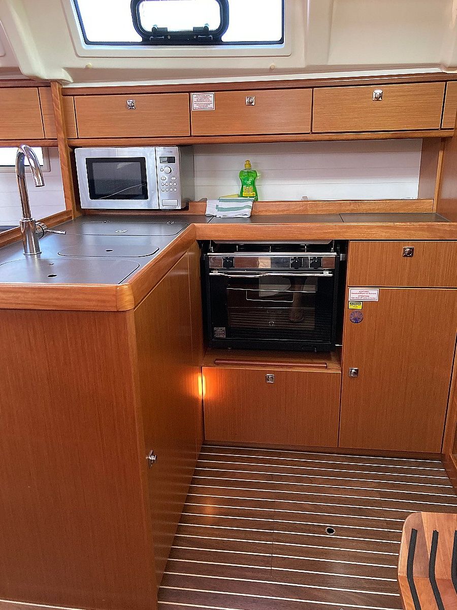 Bavaria Cruiser 37 | Hanni