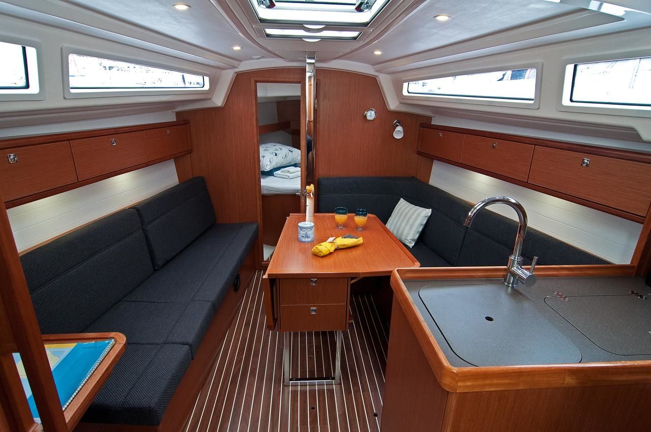 Bavaria Cruiser 33 | Adria Breeze
