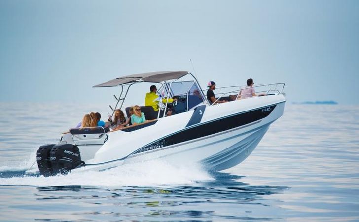 Beneteau Flyer 8.8 Spacedeck | Beneteau Flyer 8.8 Spacedeck