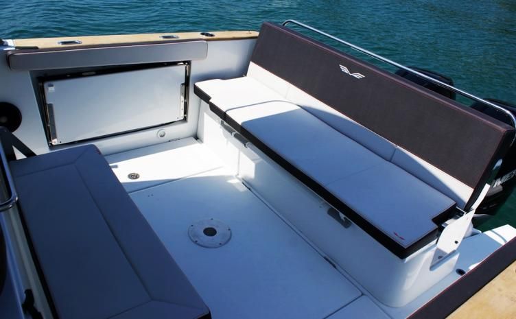 Beneteau Flyer 8.8 Spacedeck | Beneteau Flyer 8.8 Spacedeck