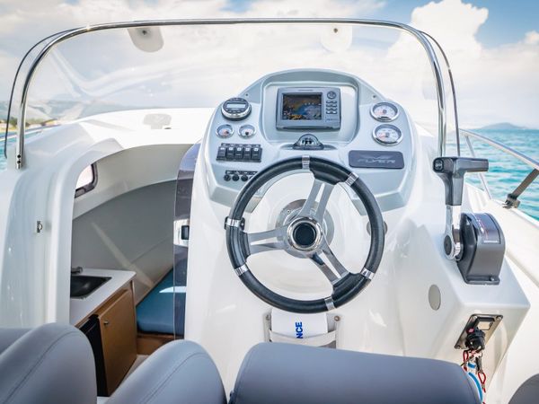 Beneteau Flyer 750 | Beneteau 750 Flyer