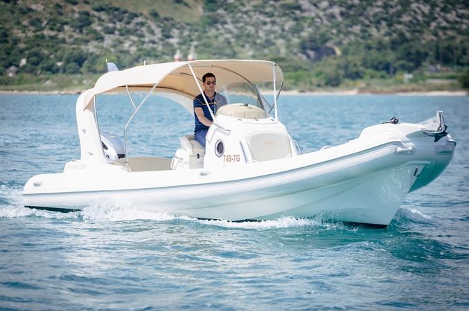 Nuova Jolly 25 | Nuova Jolly Prince 25