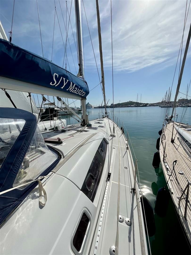 Beneteau Oceanis 54 | Maistra