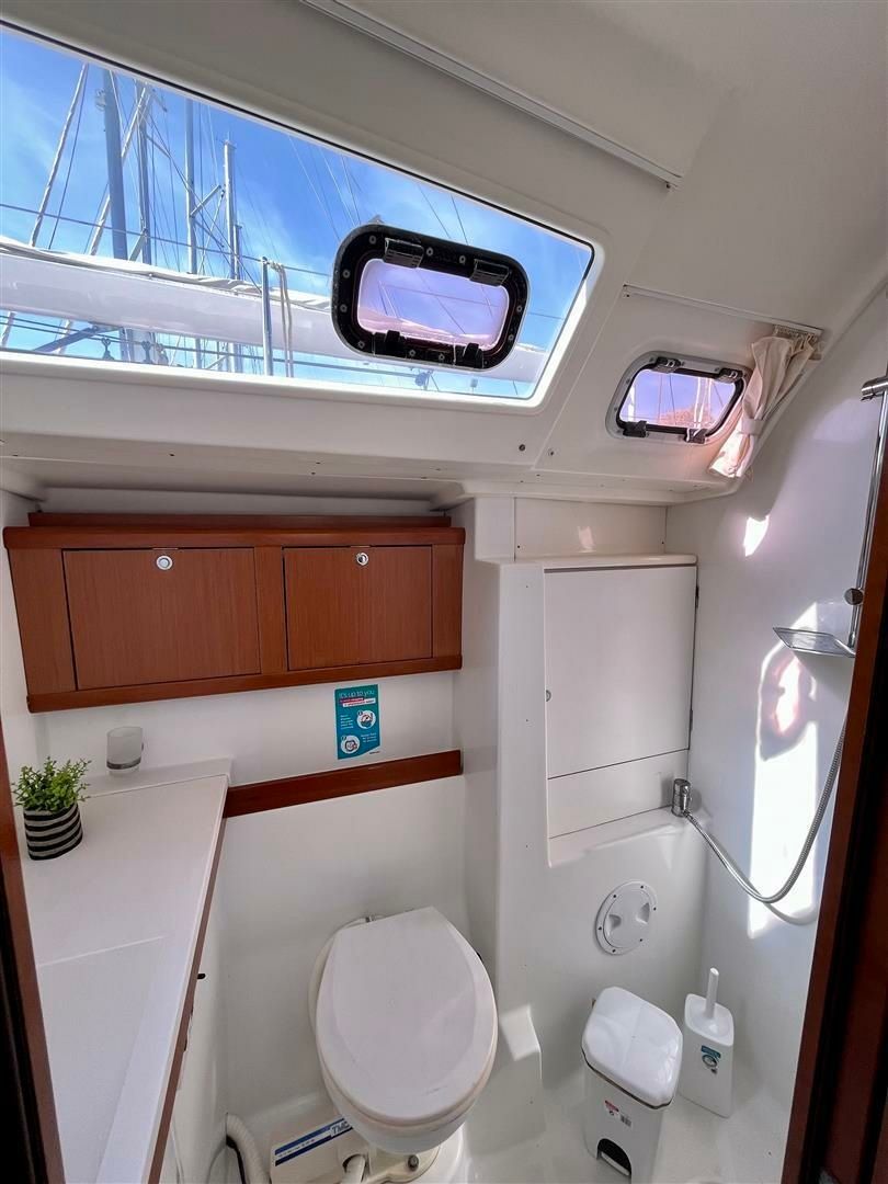 Beneteau Oceanis 54 | Maistra
