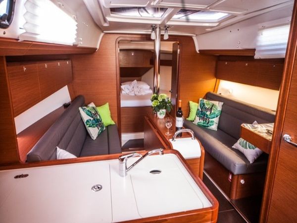 Dufour 350 | Ronja
