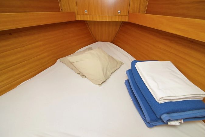 Elan 344 Impression | Amazone