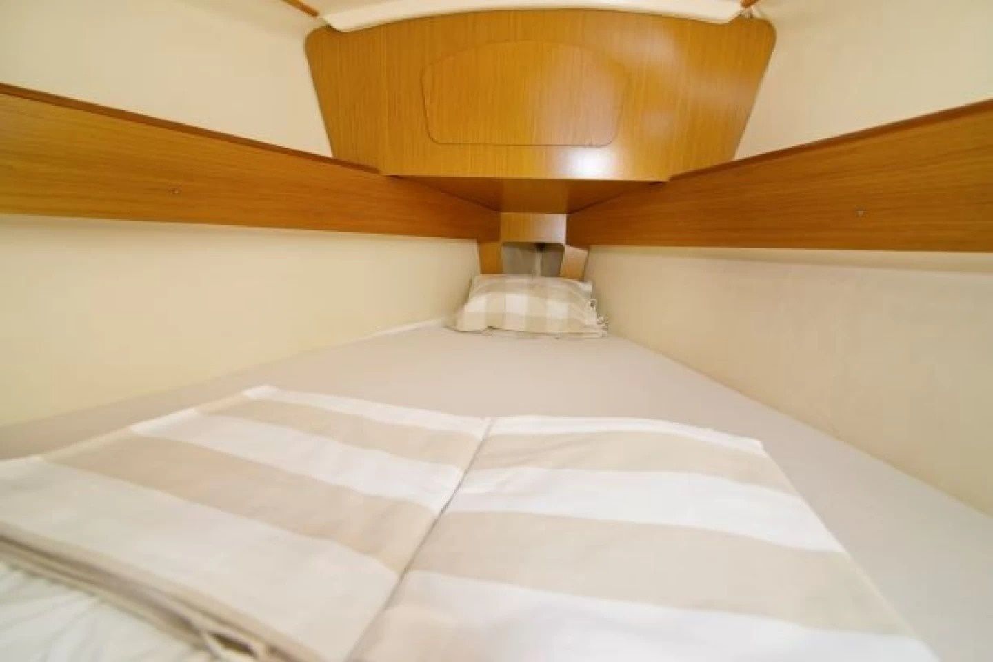 Jeanneau Sun Odyssey 32 | Carmen