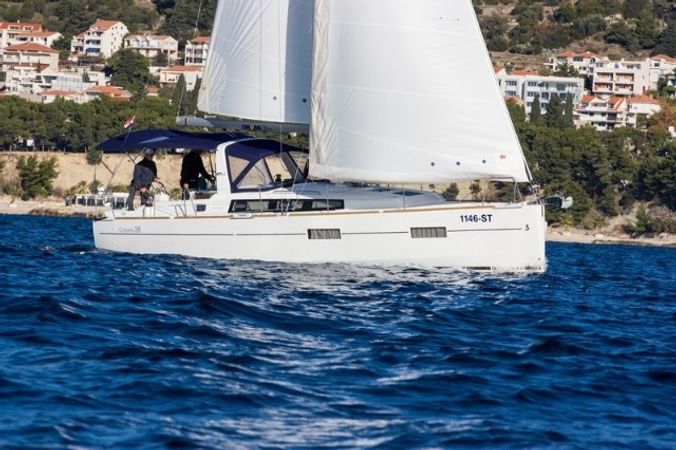 Beneteau Oceanis 38 | Arsen