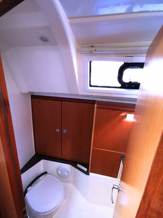 Bavaria Cruiser 37 | Maci