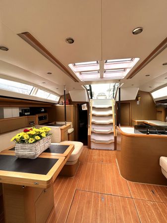 Jeanneau 57 | Messenger