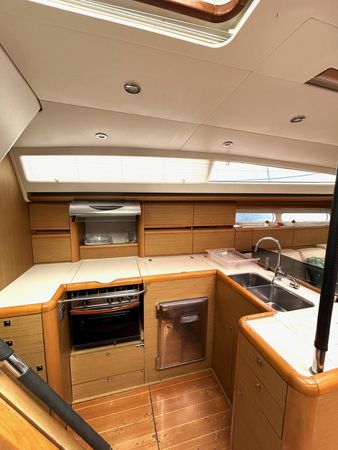 Jeanneau 57 | Messenger