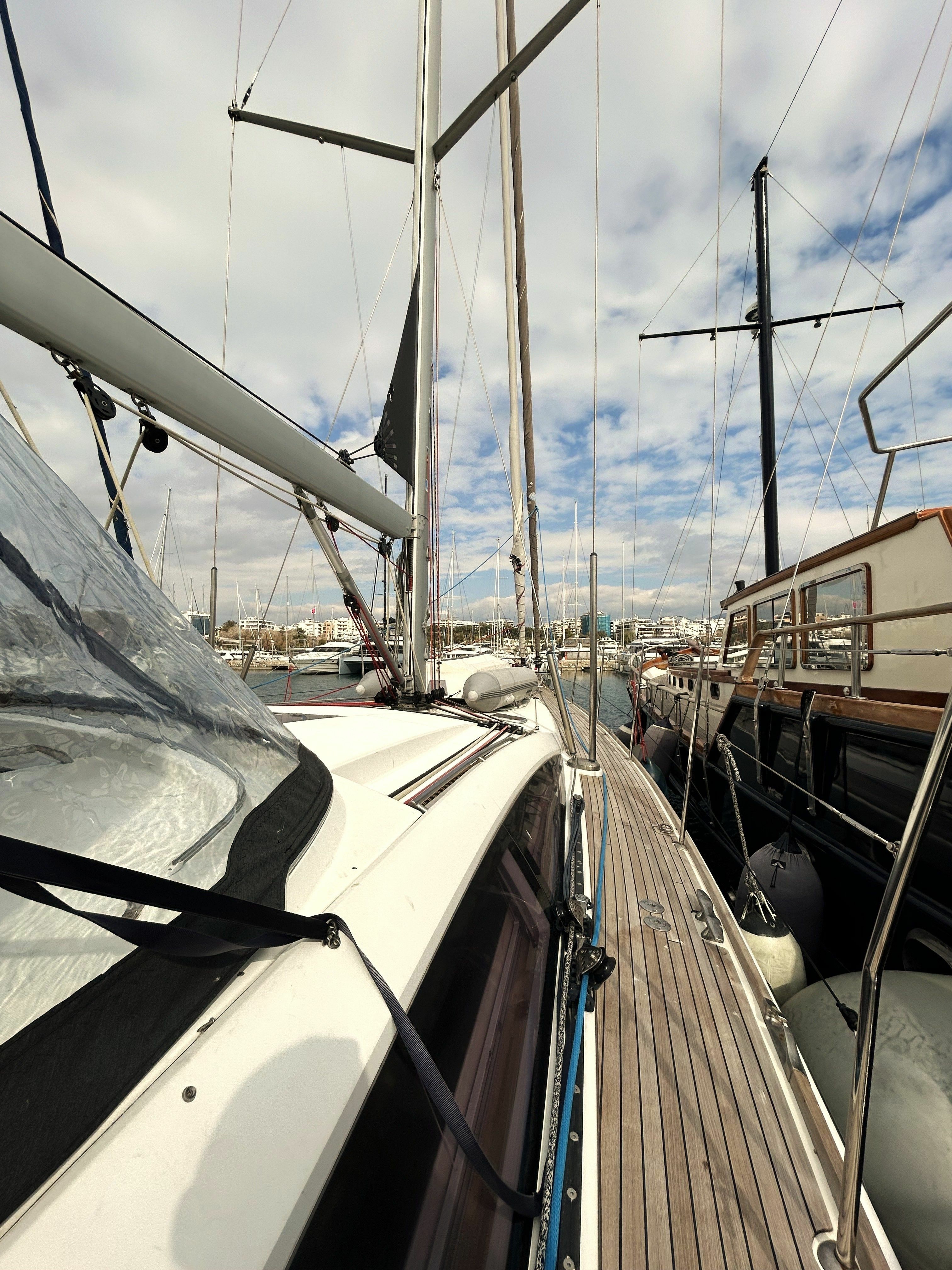 Jeanneau 57 | Messenger