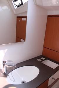 Bavaria Cruiser 46 | Eveline