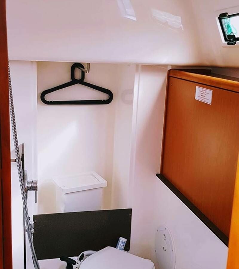 Bavaria Cruiser 33 | Salsa