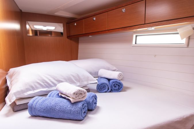 Bavaria Cruiser 51 | Philoctetes