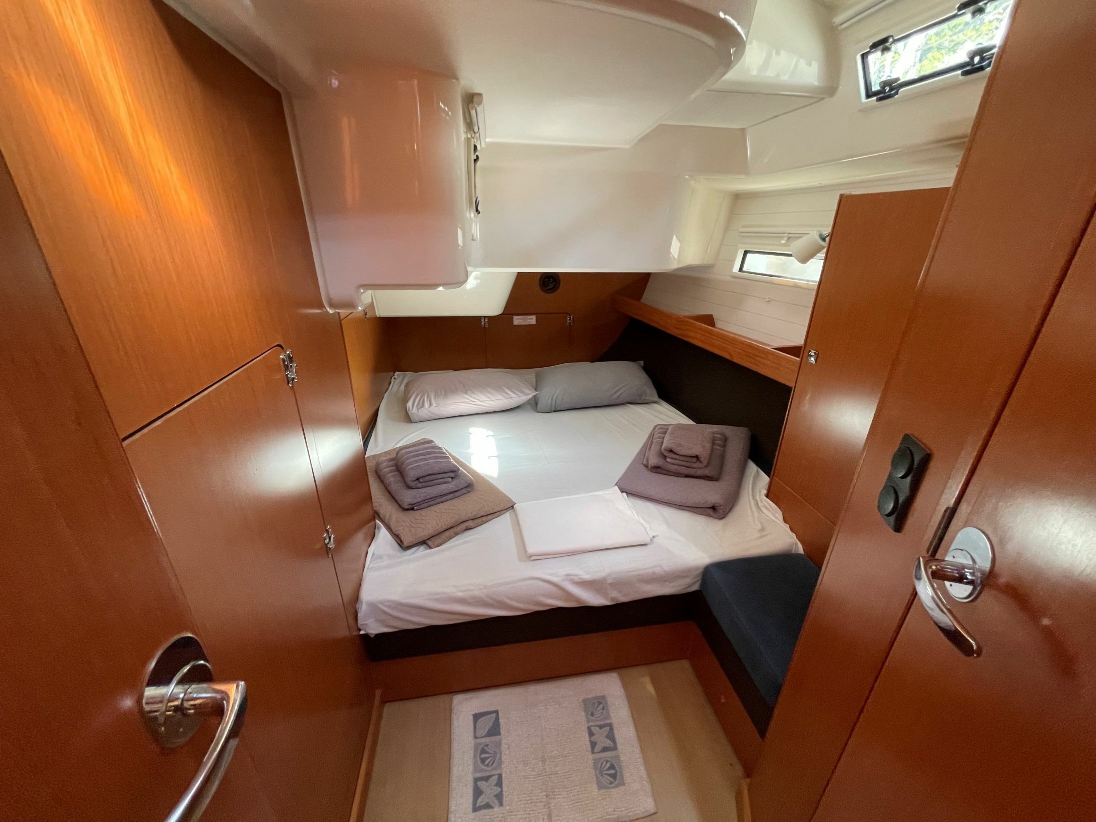 Bavaria Cruiser 51 | Philoctetes