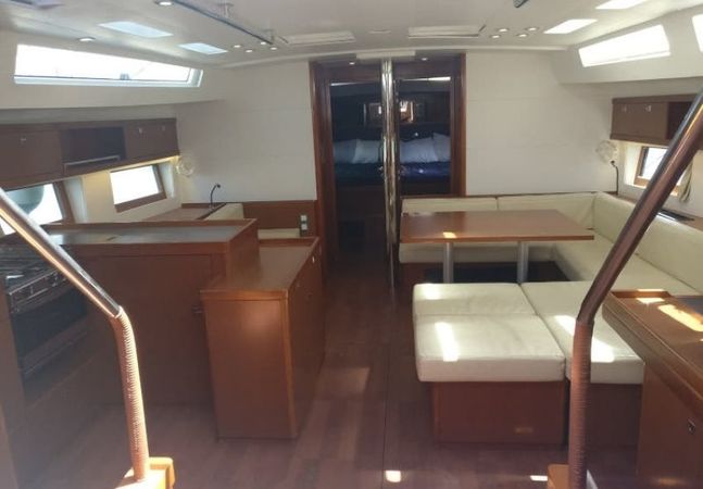 Beneteau Oceanis 55 | Lucky Trader
