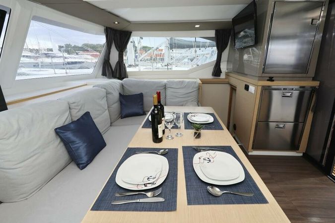 Fountaine Pajot Lucia 40 | Luce