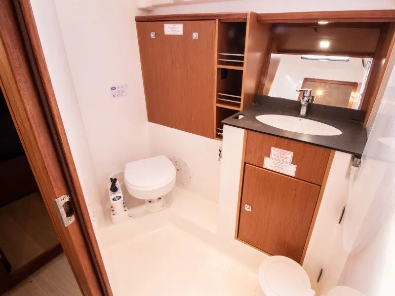 Bavaria Cruiser 41 | Electra