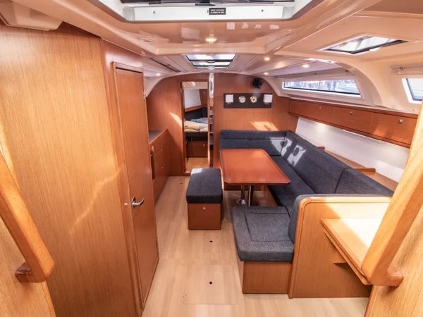 Bavaria Cruiser 41 | Electra