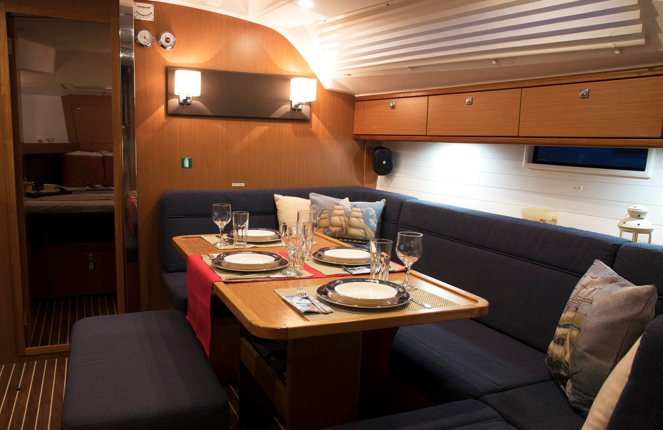 Bavaria Cruiser 41 | Erato