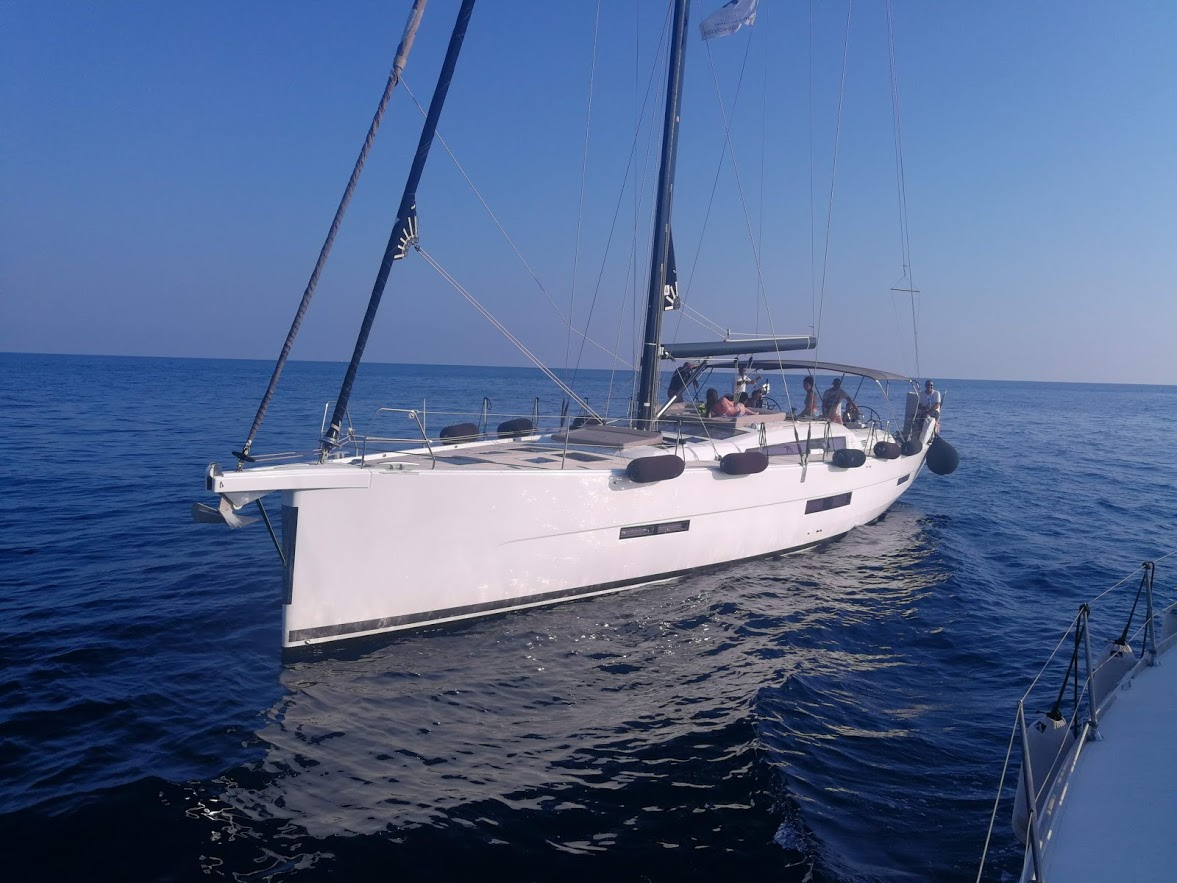 Dufour 56 | Invictus