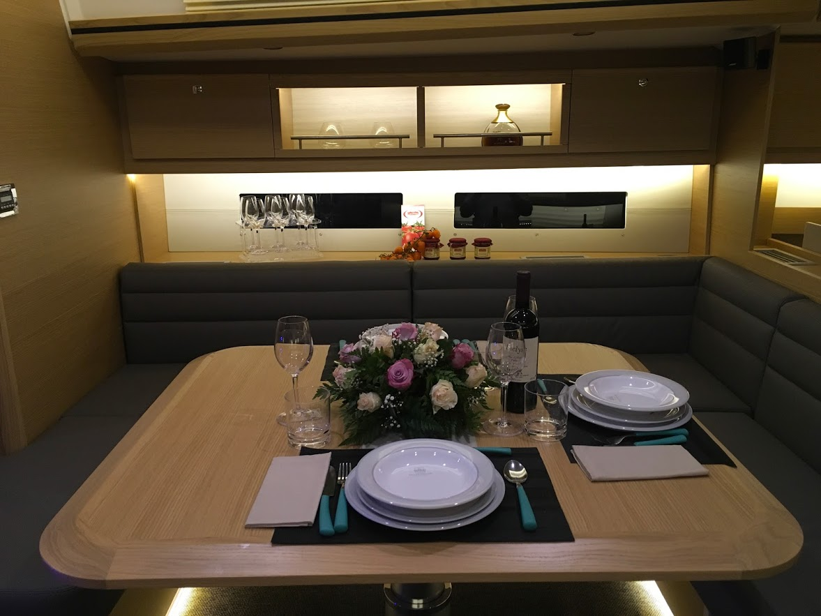 Dufour 56 | Invictus